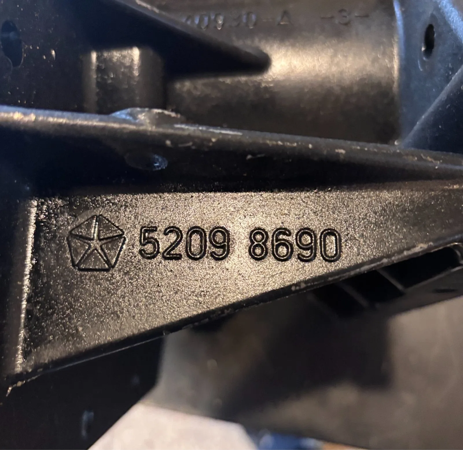 72770AF - 45RFE USED EXTENSION HOUSING 52098690 image 2