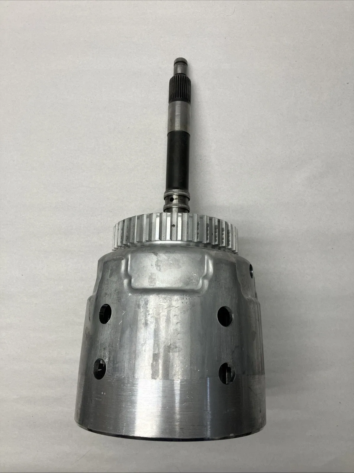 93-up 4L60E Forward Input Drum 298mm 30 Spline Pilot Housing 8678716 Bare