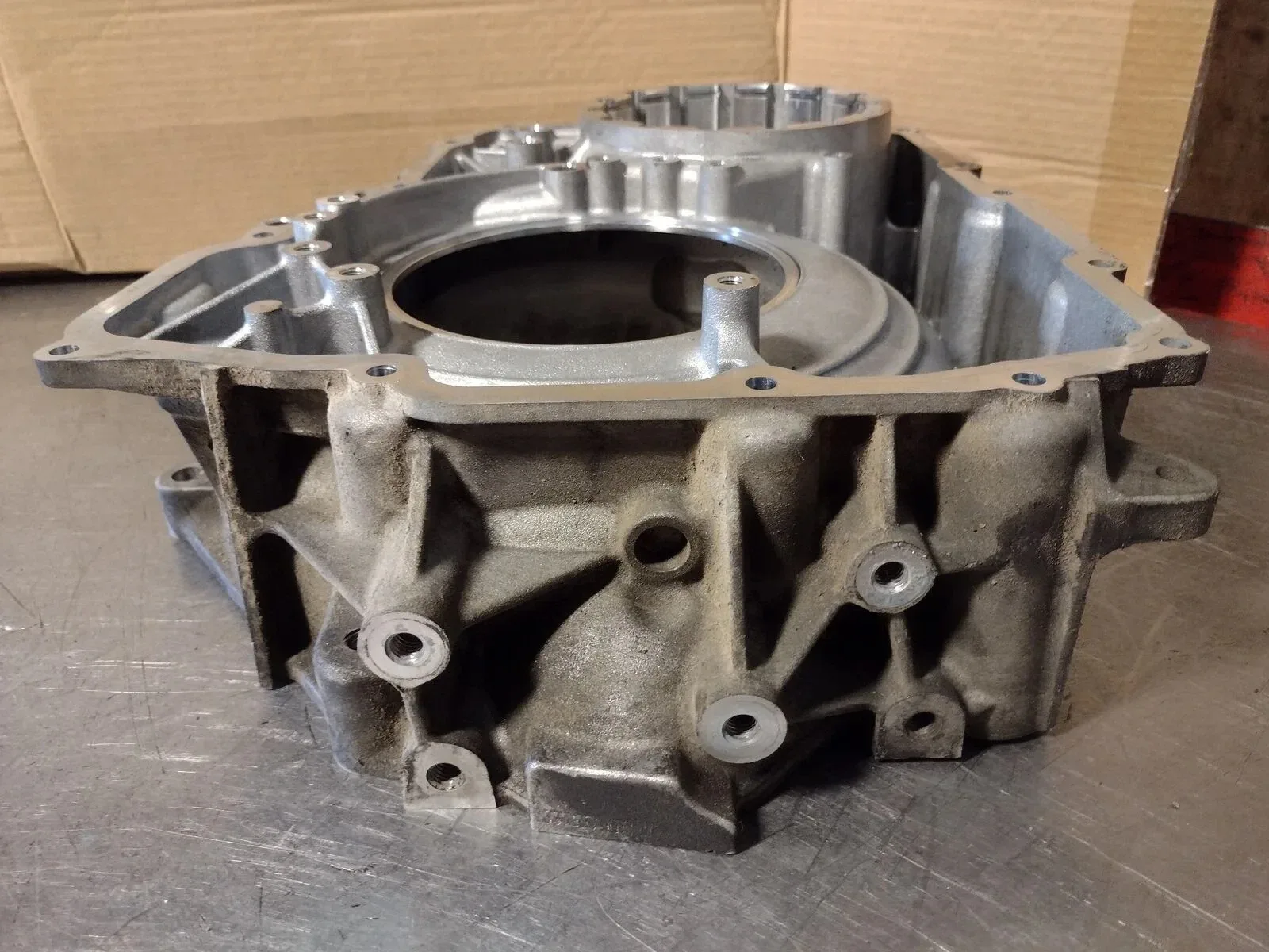 Buick BAS Hybrid eAssist 2.4L 6T40 Torque Converter Housing 2012-2016 24240881 image 4