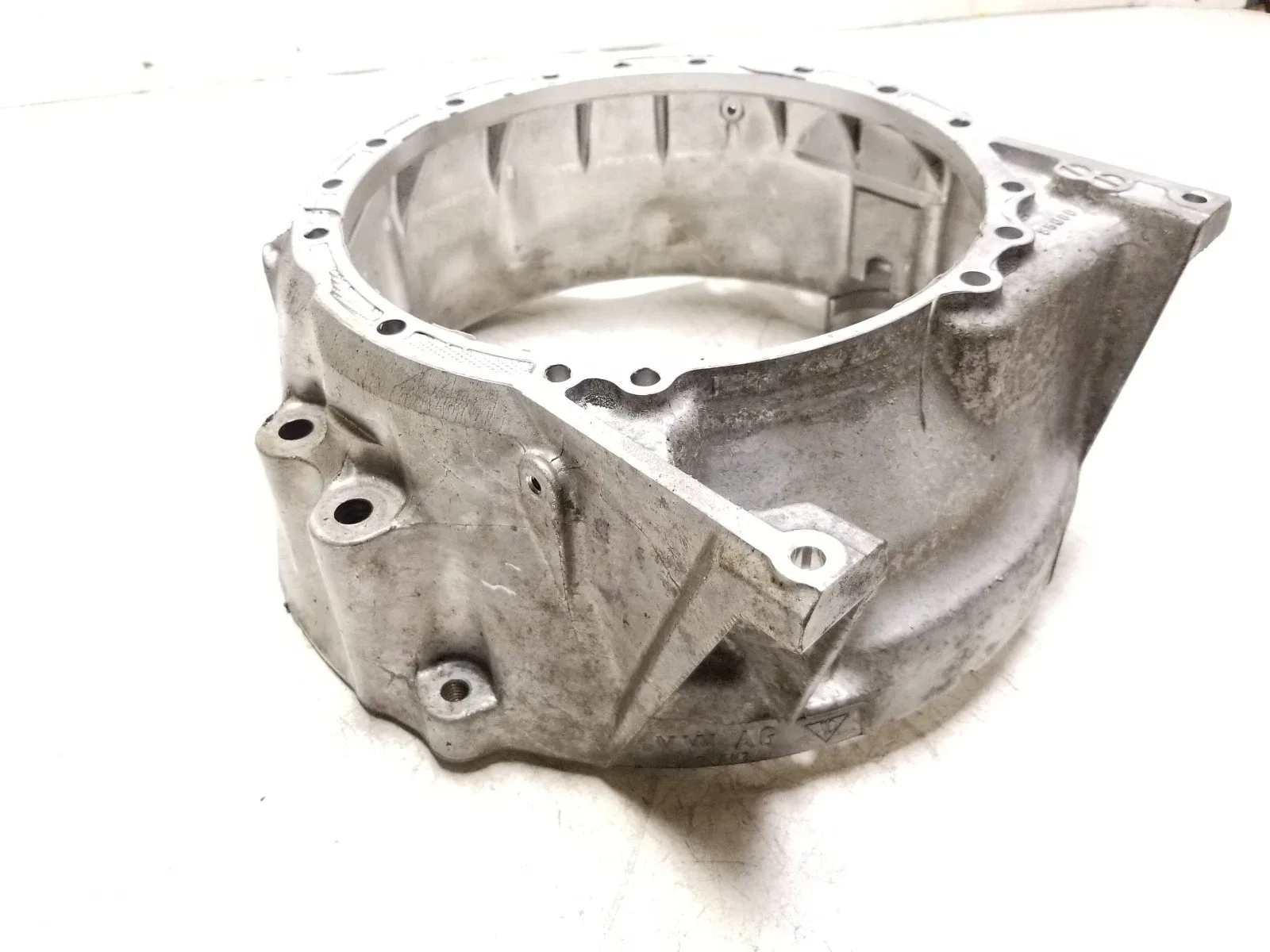 2015 Audi Q7 Automatic Transmission Bell Housing OEM image 4