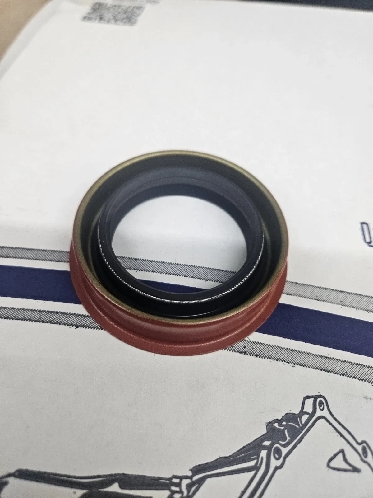 Th400 / 4L80E REAR EXTENSION HOUSING TAIL SEAL 4L85E SHAFT OUTPUT TRANSMISSION image 4