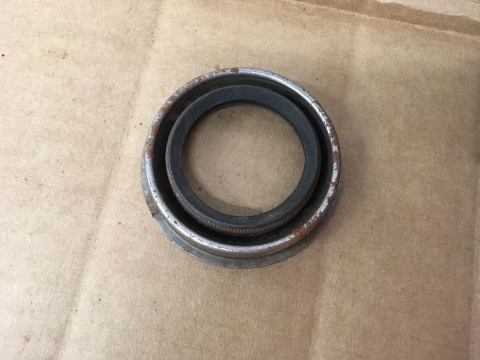 NOS GM Automatic Transmission Extension Housing Seal 8625892 image 2