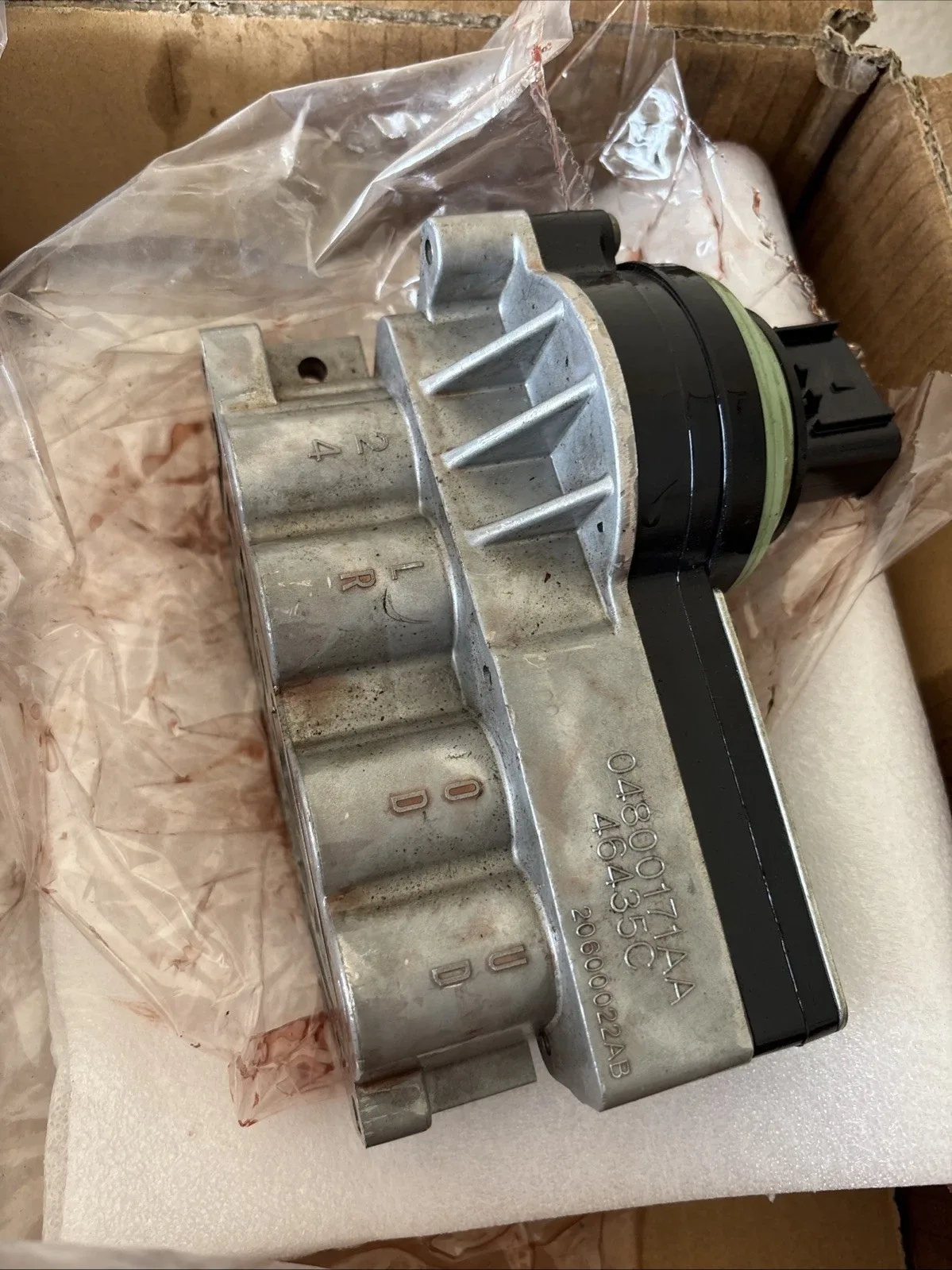 Transmission Shift Solenoid Block Pack image 2