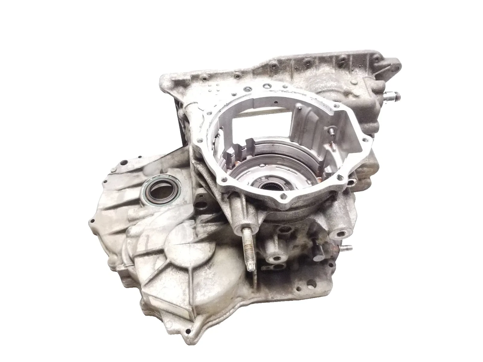 2006 Infiniti M35 Automatic Transmission Case Housing OEM