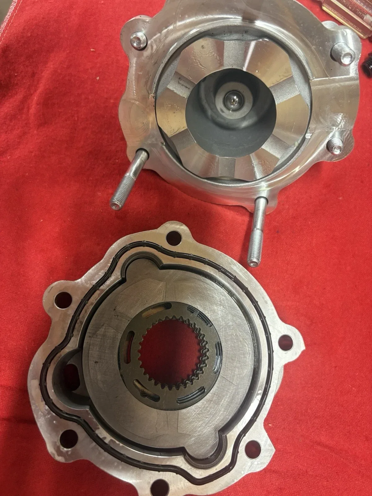 Eaton Endurant HD Upper/lower CS Covers And Assembly’s ** See Full description * image 3