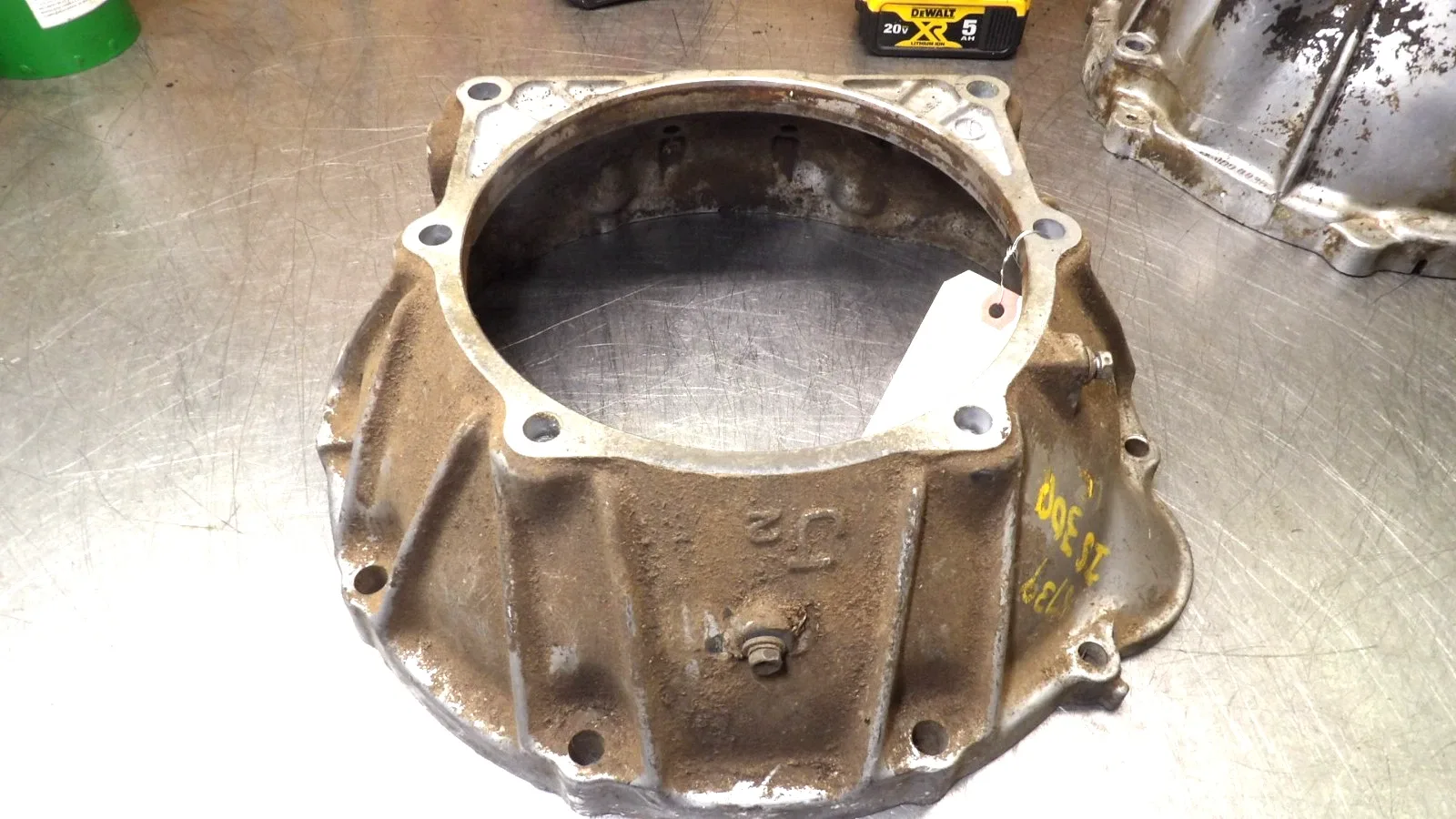 Lexus  IS 300   Automatic Trans "  Bell Housing  "  Very Good / Has 8946 Stamped