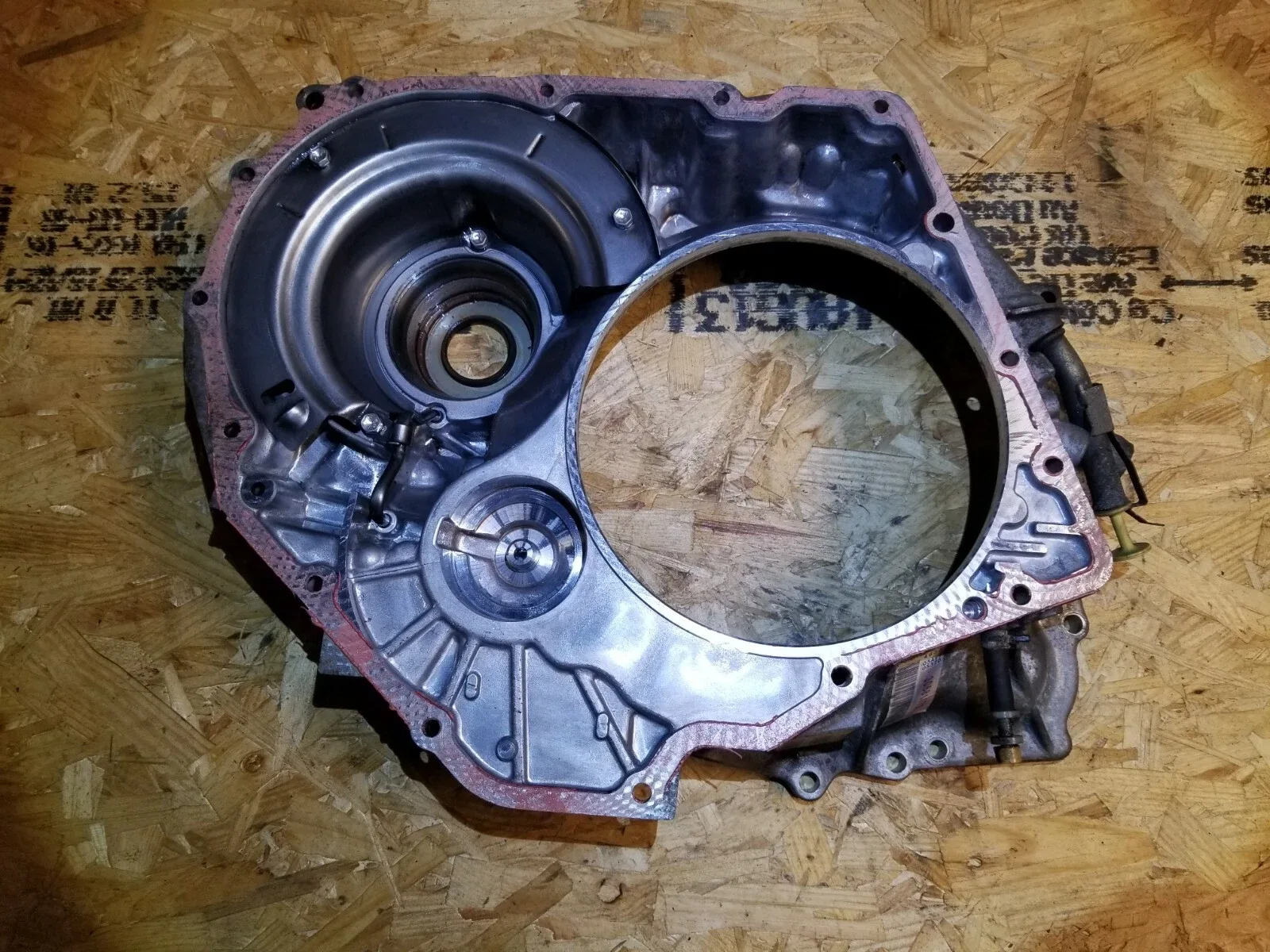 2005 Volvo S60 Automatic Transmission Housing OEM image 3