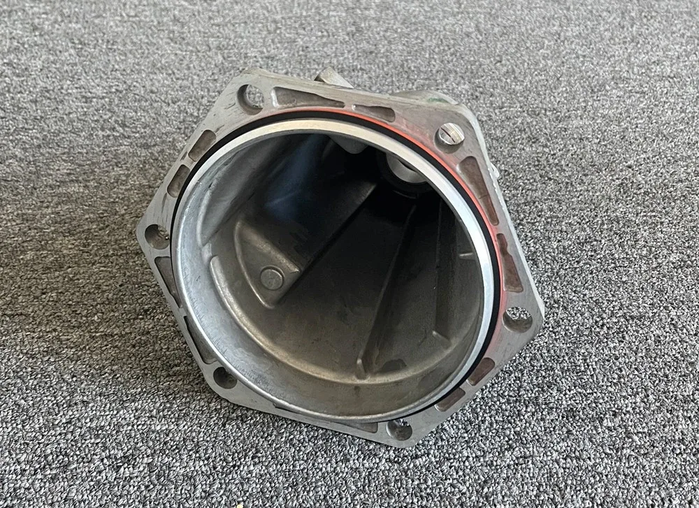 GM Extension Housing CAST # 24208015 24208015-5 image 4