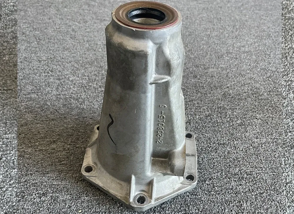 GM Extension Housing CAST # 24208015 24208015-5
