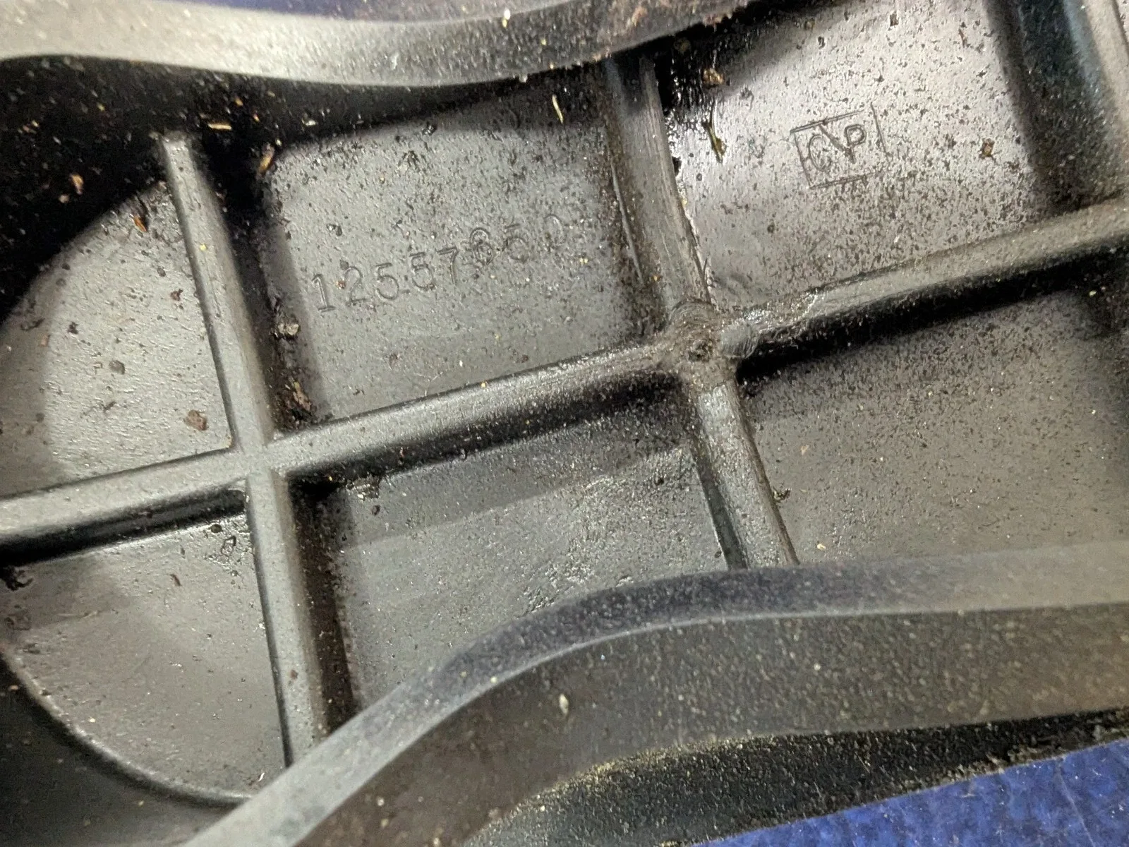 Genuine GM Multi-Purpose Plug transmission bell housing bolt cover flywheel oem image 4