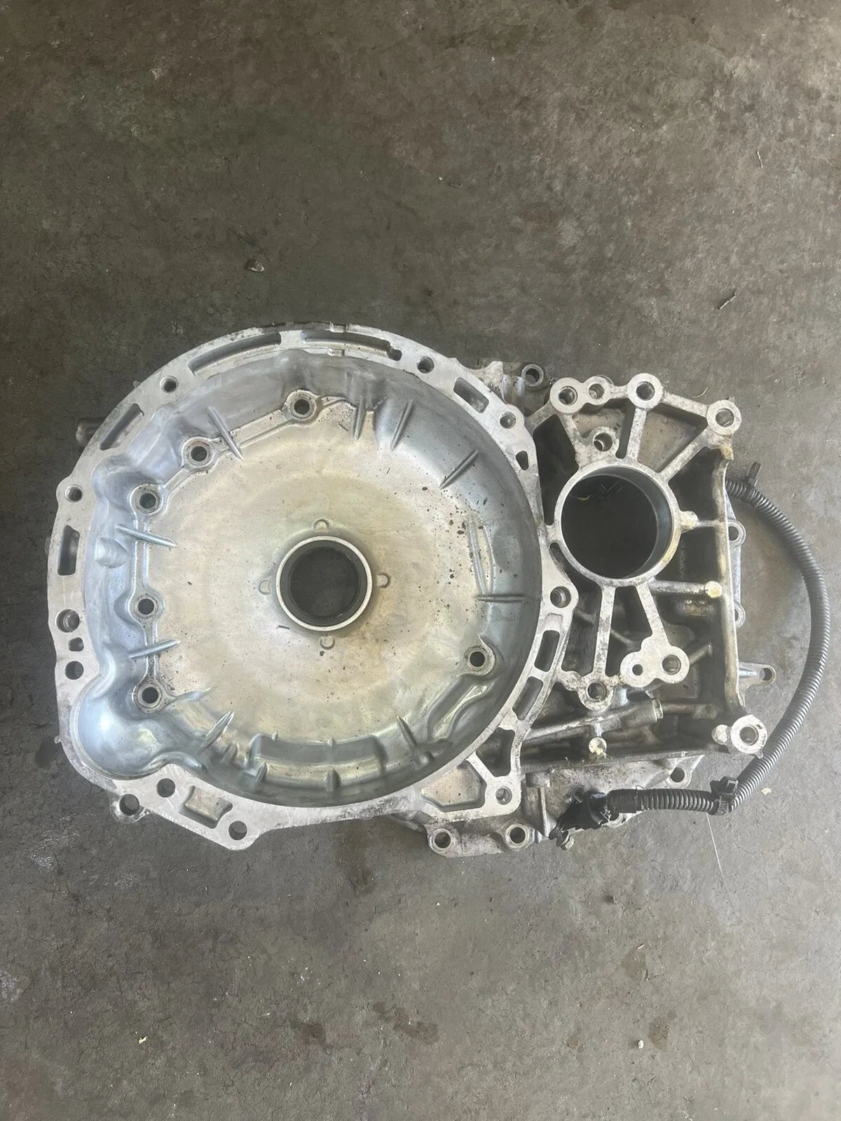CVT Bell Housing Front Case And Middle Case AWD Mitsubishi Outlander Sport image 2