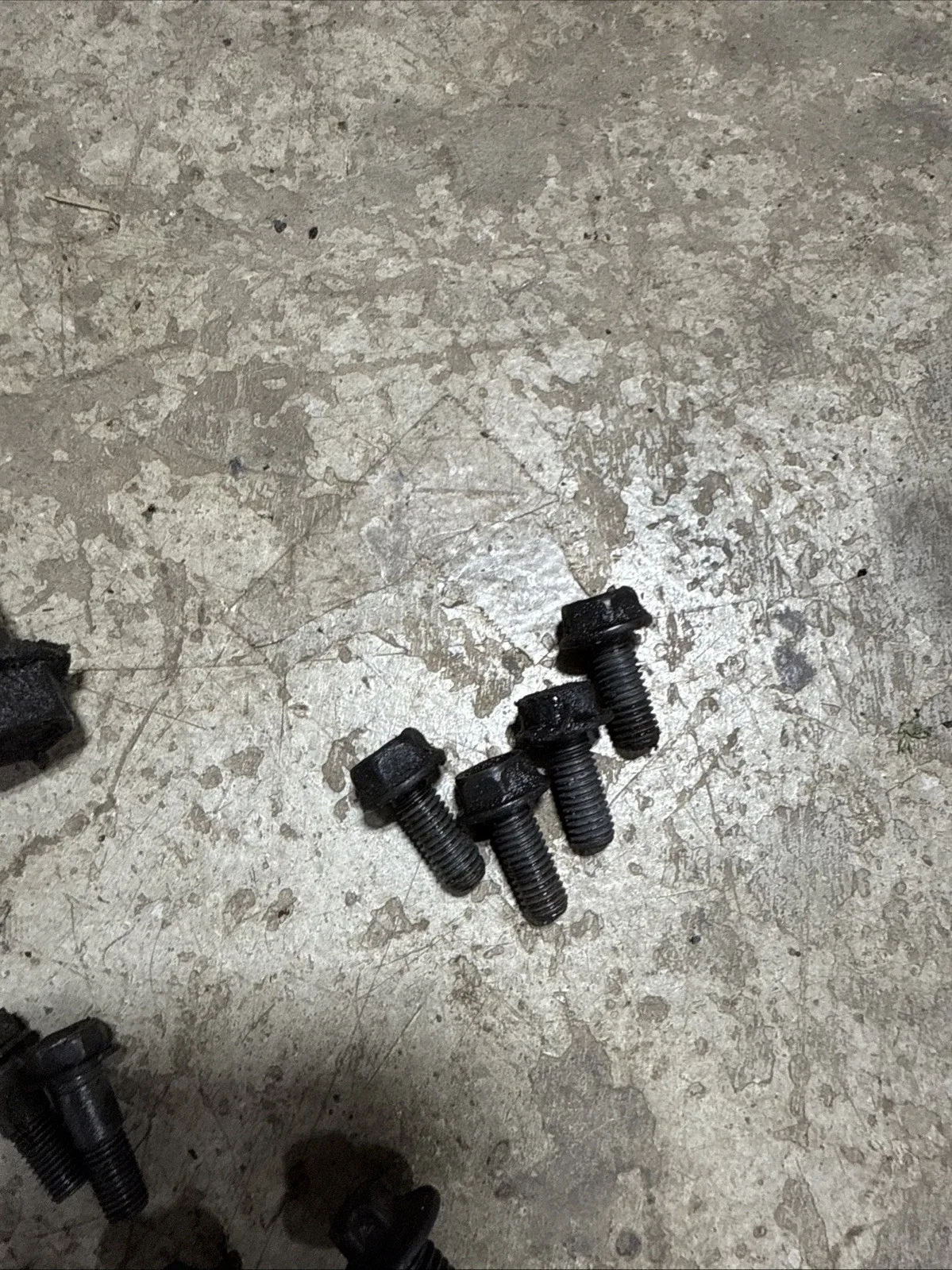 Jeep Cherokee XJ 87-01 AW4 Auto Trans Bell Housing to Engine Mounting Set (TW95) image 4
