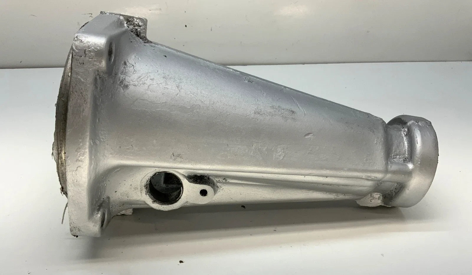 TH350 AUTOMATIC TRANSMISSION TAIL HOUSING 9 IN LONG 7/8 SPEEDO HOLE CHEVROLET