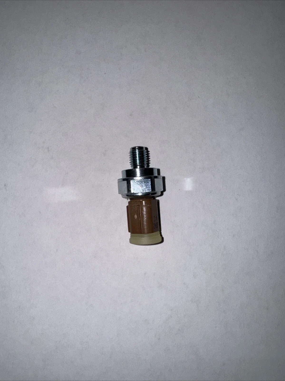 Honda BYBA Pressure Switch, Tan Connector, Screws In Bell Housing image 3