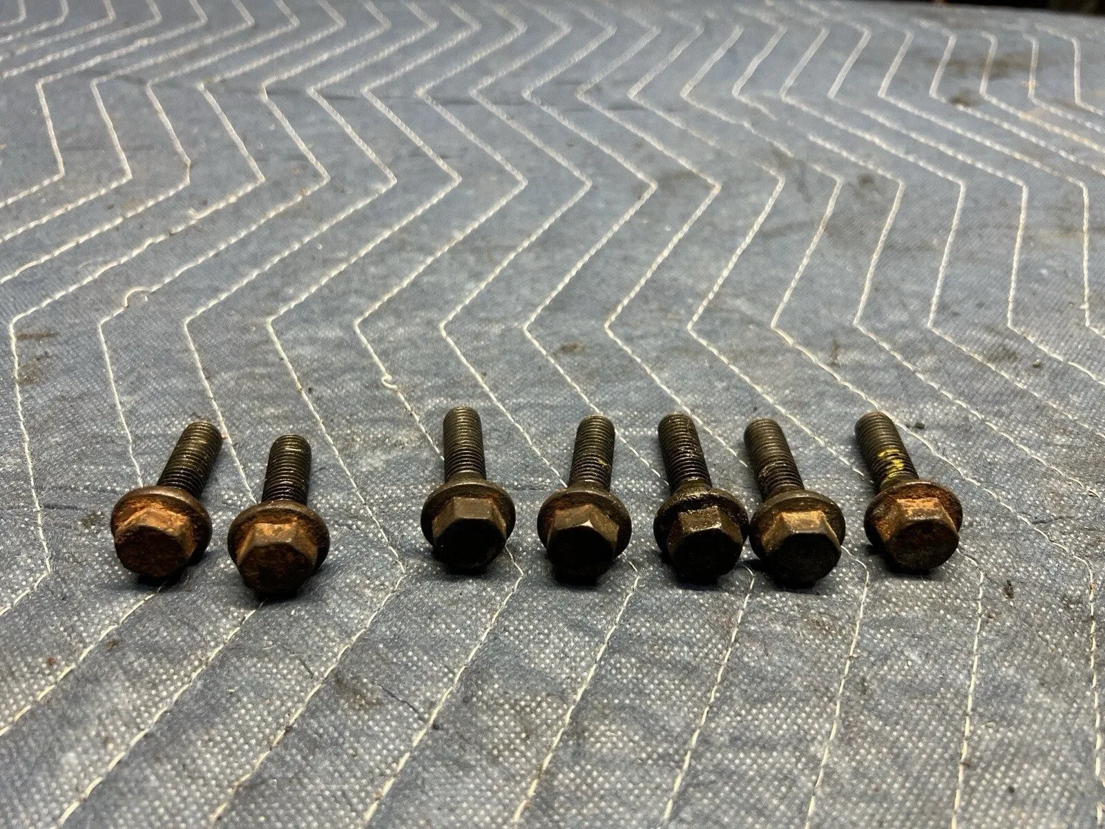 1998-2000 Volvo V70R V70 Engine To Transmission Bell Housing Bolt Set OEM #4004E image 4