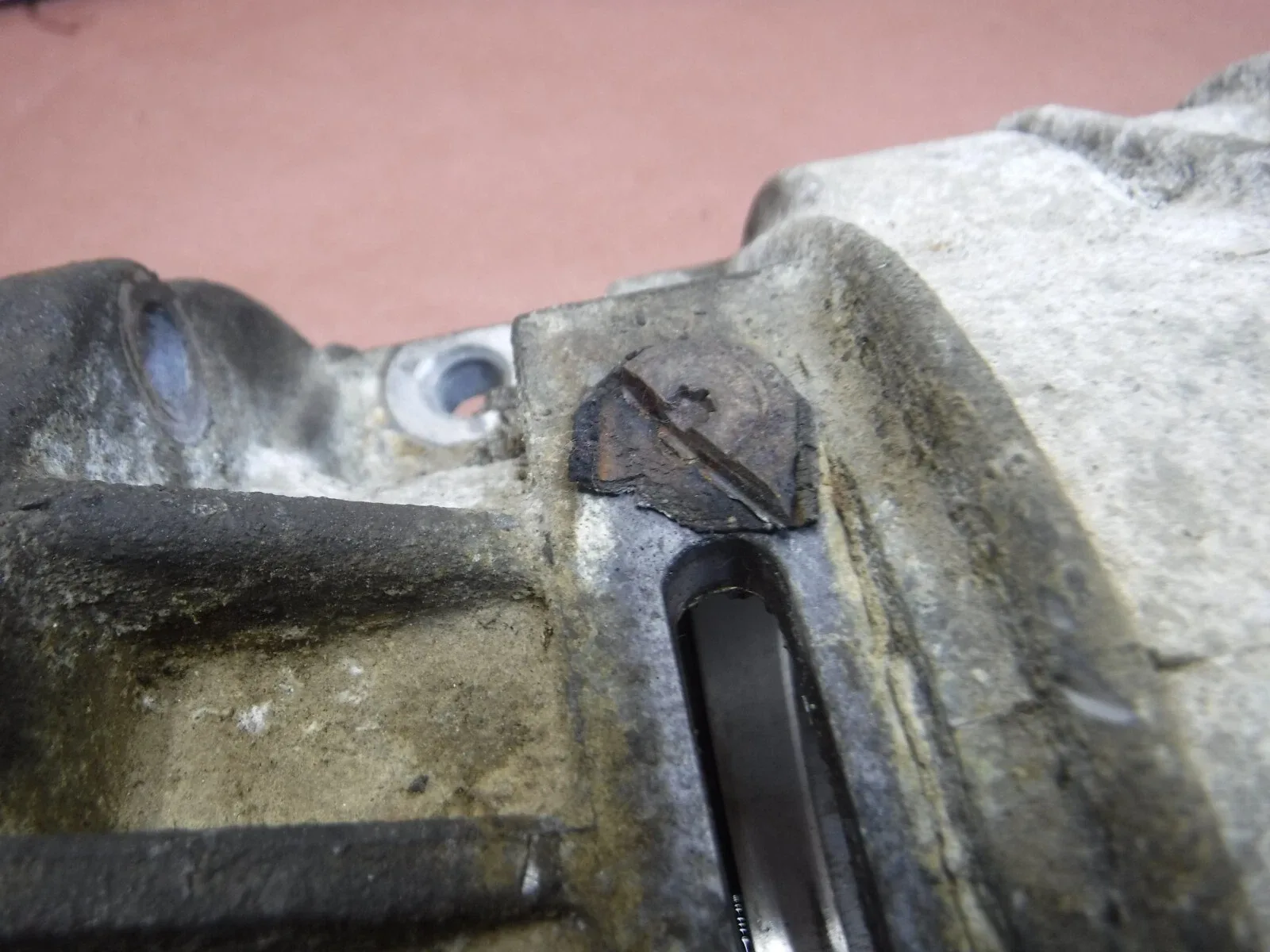 Jeep Grand Cherokee 1995-1998 4.0 6 Cyl 42RE Automatic Trans Adapter Housing image 3