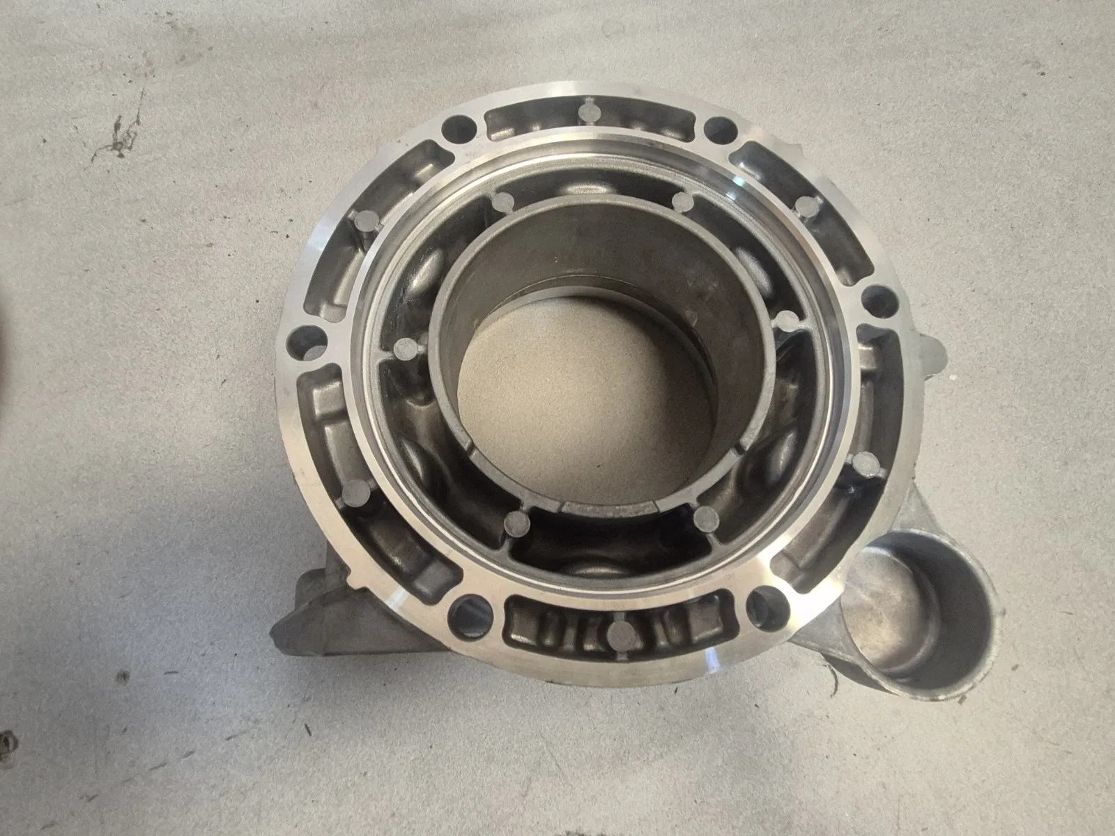 NEW GM 24241166 6L80E Transmission Extension Housing Transfer Case Adapter 07-22