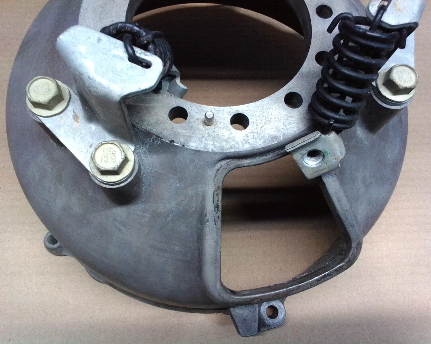 97-99 Chevy Corvette C5 Rear Automatic Transmission Bellhousing OEM 2831-S image 2
