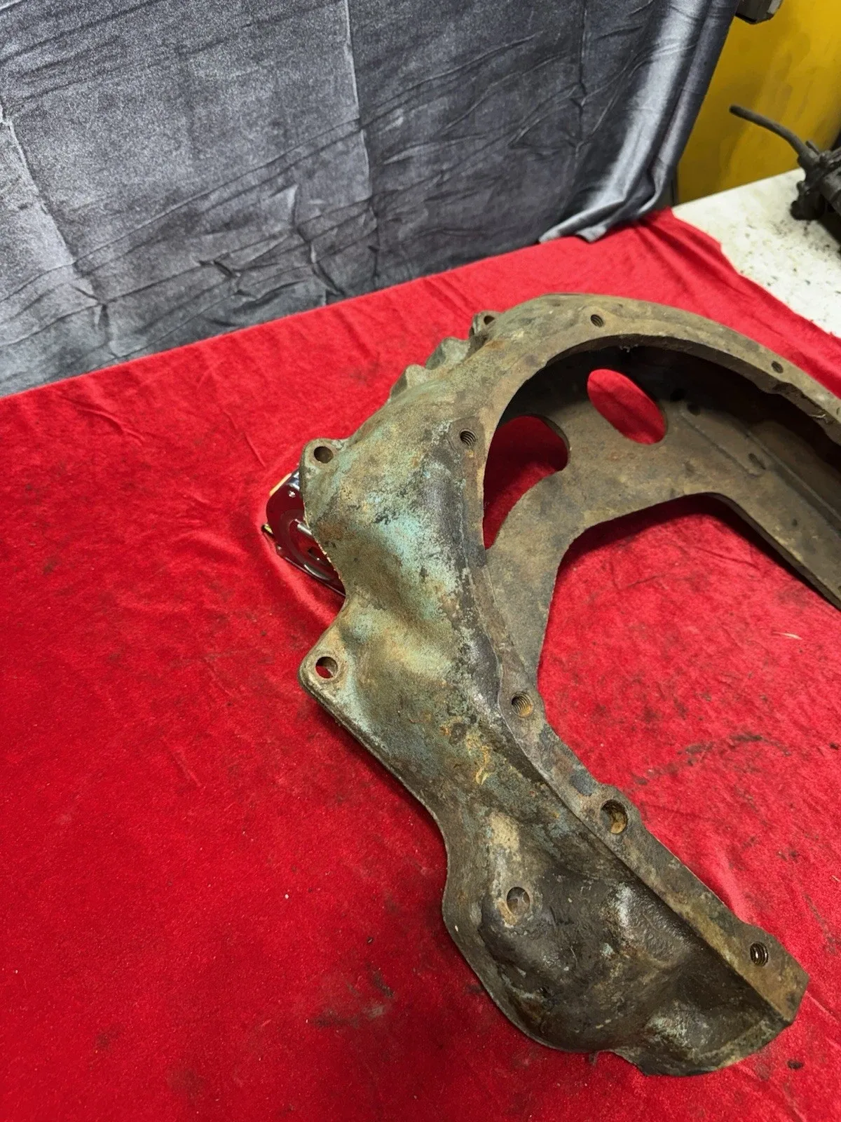 1955-1960 PONTIAC 389 V8 HYDRAMATIC 531383 BELL HOUSING HYDRA-MATIC OEM GM image 3
