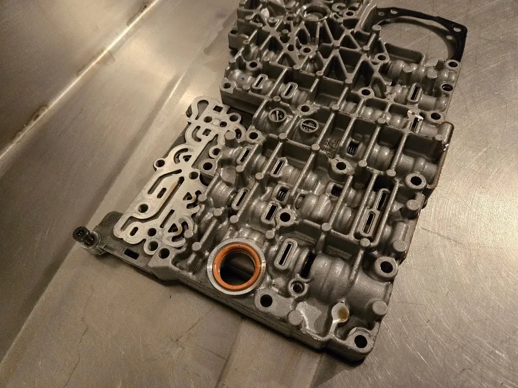 2004-2005 Ford Explorer/Mercury Mountaineer 5R55S Valve Body RF1L2P-7A101-FA image 3