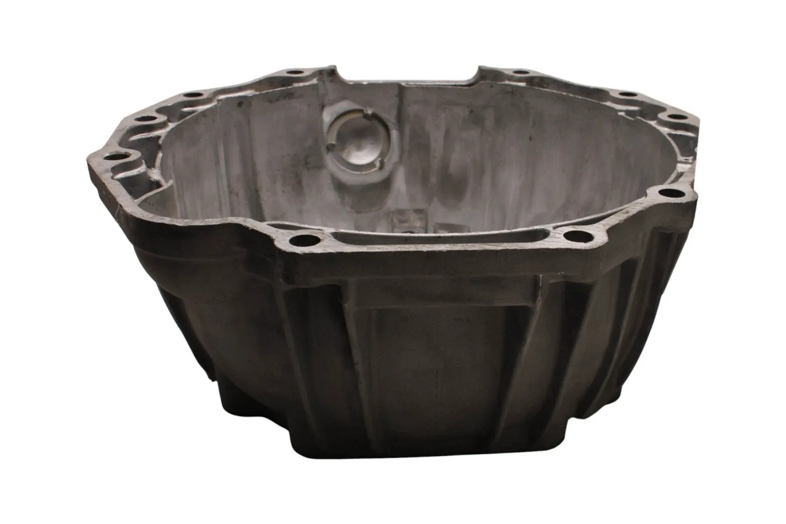 74750E - 4L60E, BELL HOUSING, V8, STARTER 2:00, BOLTS 5-1/2", CAST: 24220855 image 2