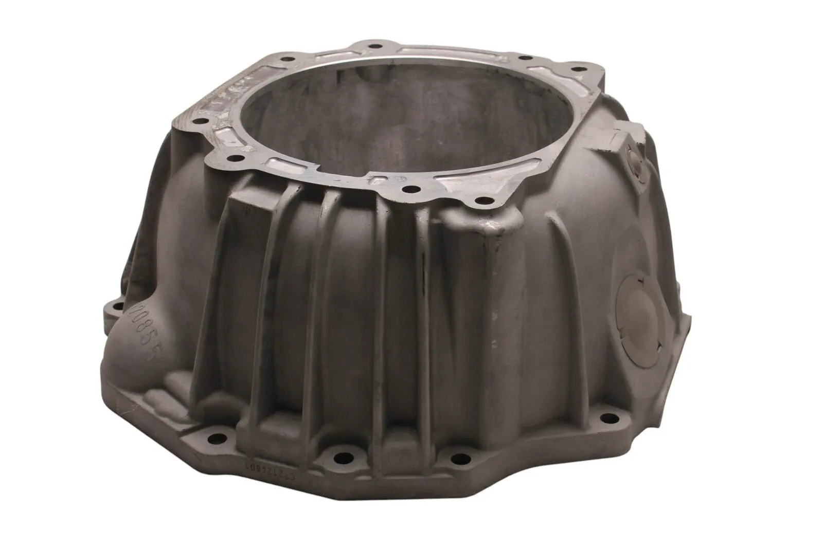 74750E - 4L60E, BELL HOUSING, V8, STARTER 2:00, BOLTS 5-1/2", CAST: 24220855