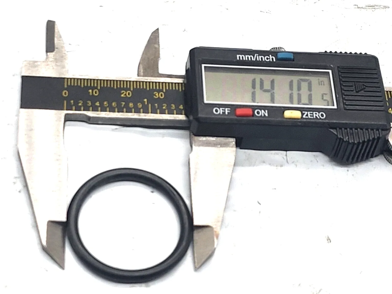 .  for GM 4L80E Output Shaft to Yoke Oring goes on output shaft image 3