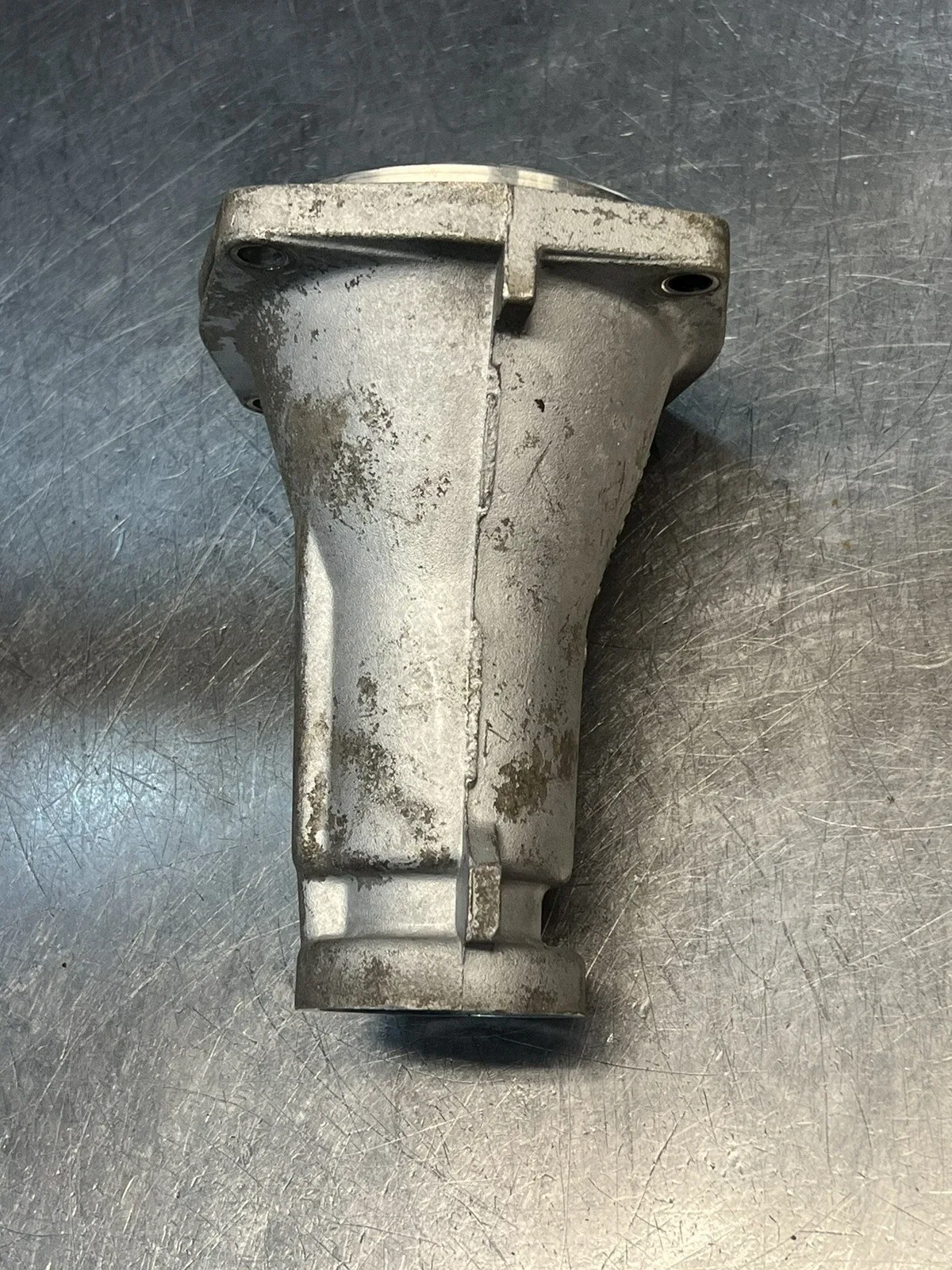 4l60e Transmission 2 Wheel Drive Tail housing image 4