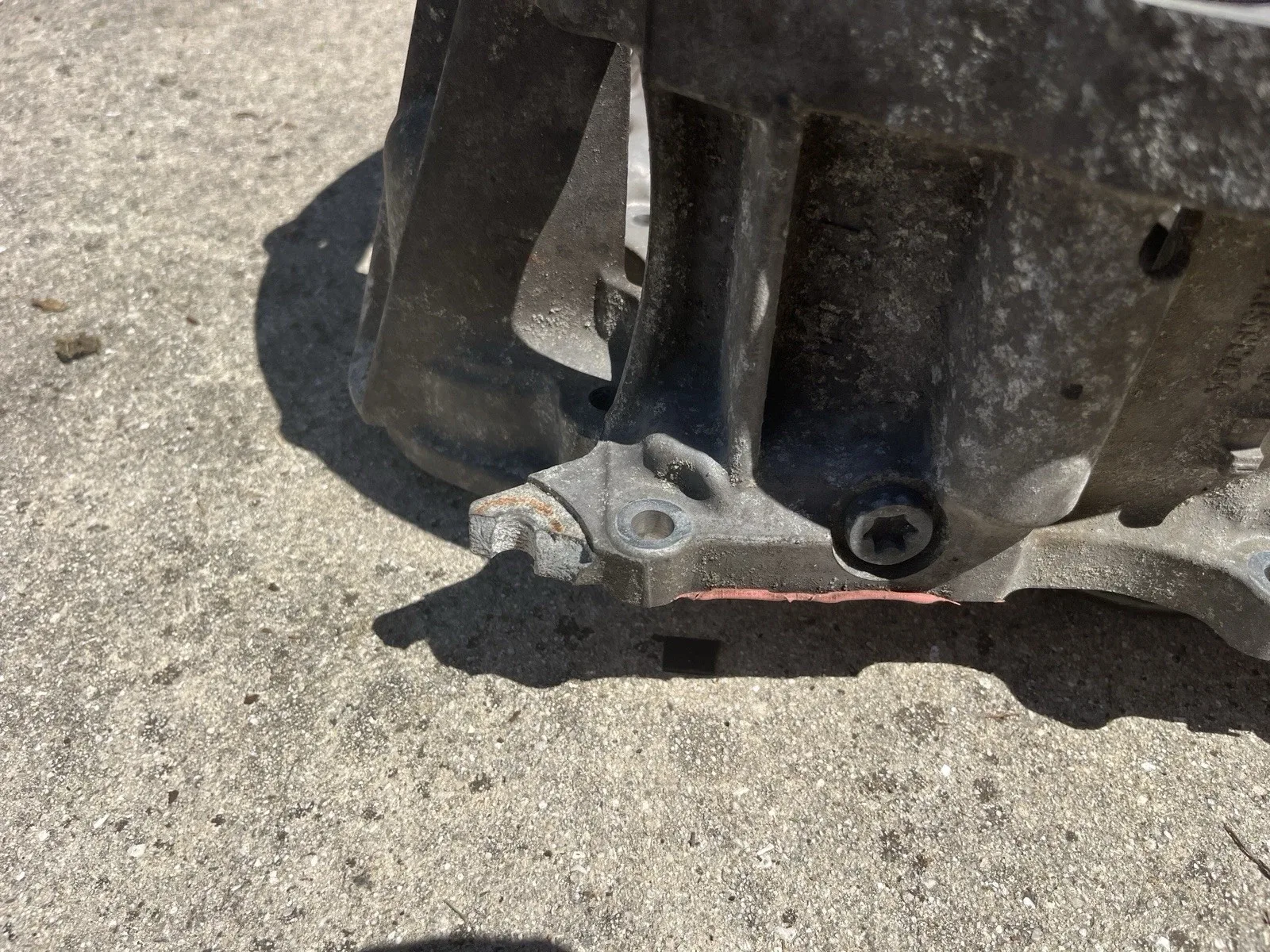 2015-2018 Audi Q3 FWD Automatic Transmission Bell Housing 09M321107 OEM image 4
