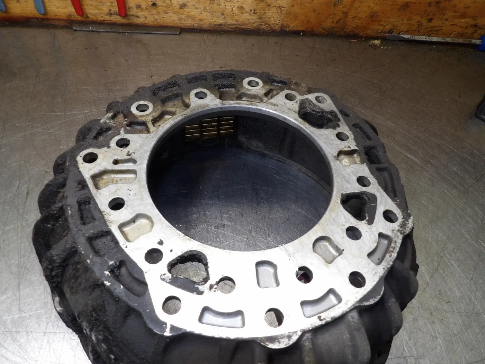 Volvo  4 HP22  Automatic Trans   " Bell Housing "   Very Good   # 1043  422  102 image 2