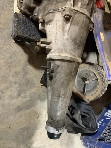 C6 , RF-D1VP-7A040-AA-2, Ford, Lincoln, Extension Housing Only.