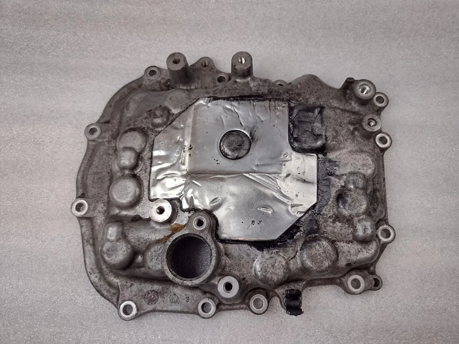 Subaru Legacy Outback 2.5L CVT TR580 Transmission Top Cover with TCM Mount Holes