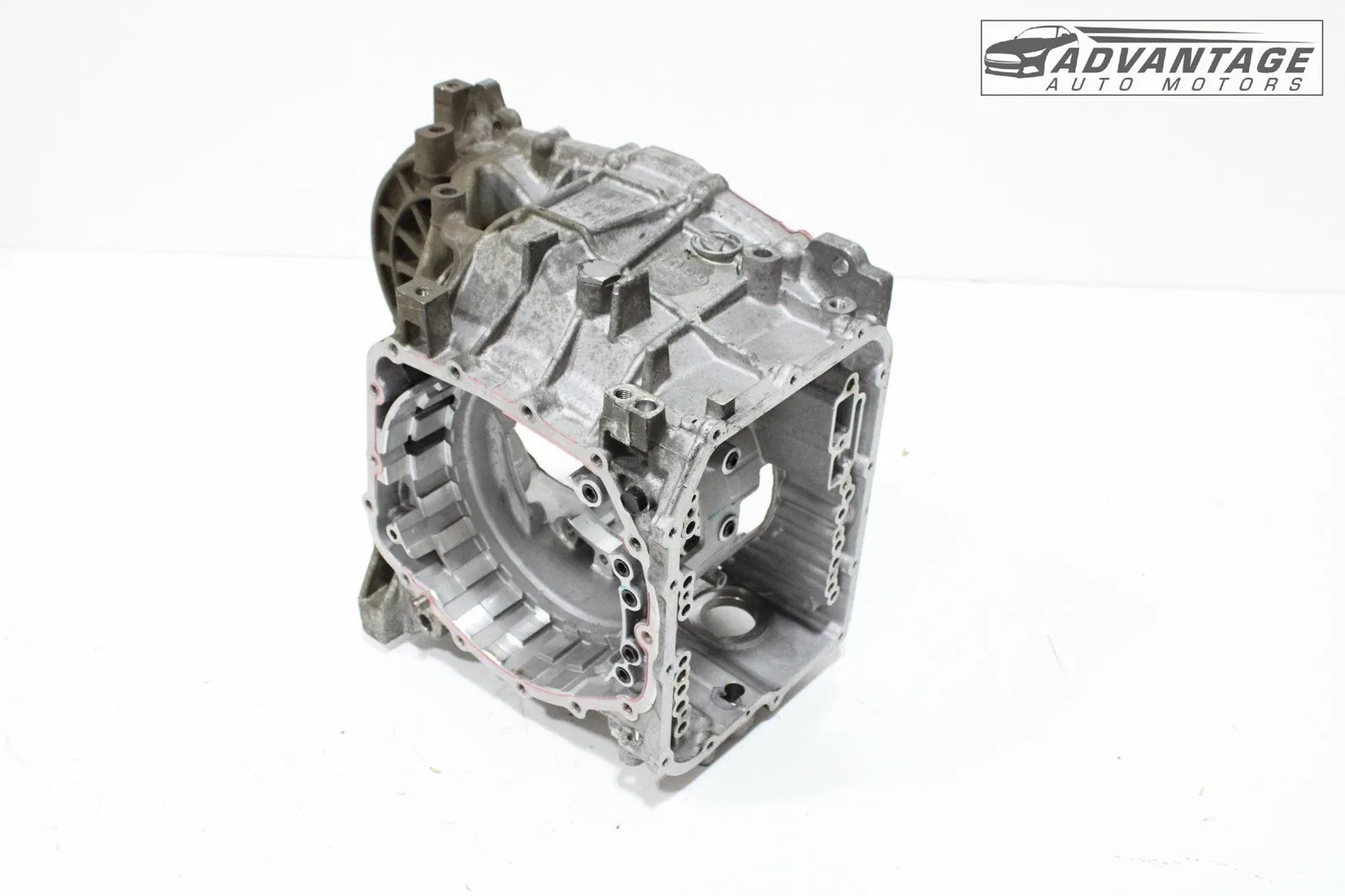 2019-2020 HYUNDAI SANTA FE 2.4L FWD AUTO AUTOMATIC TRANSMISSION HOUSING OEM image 3