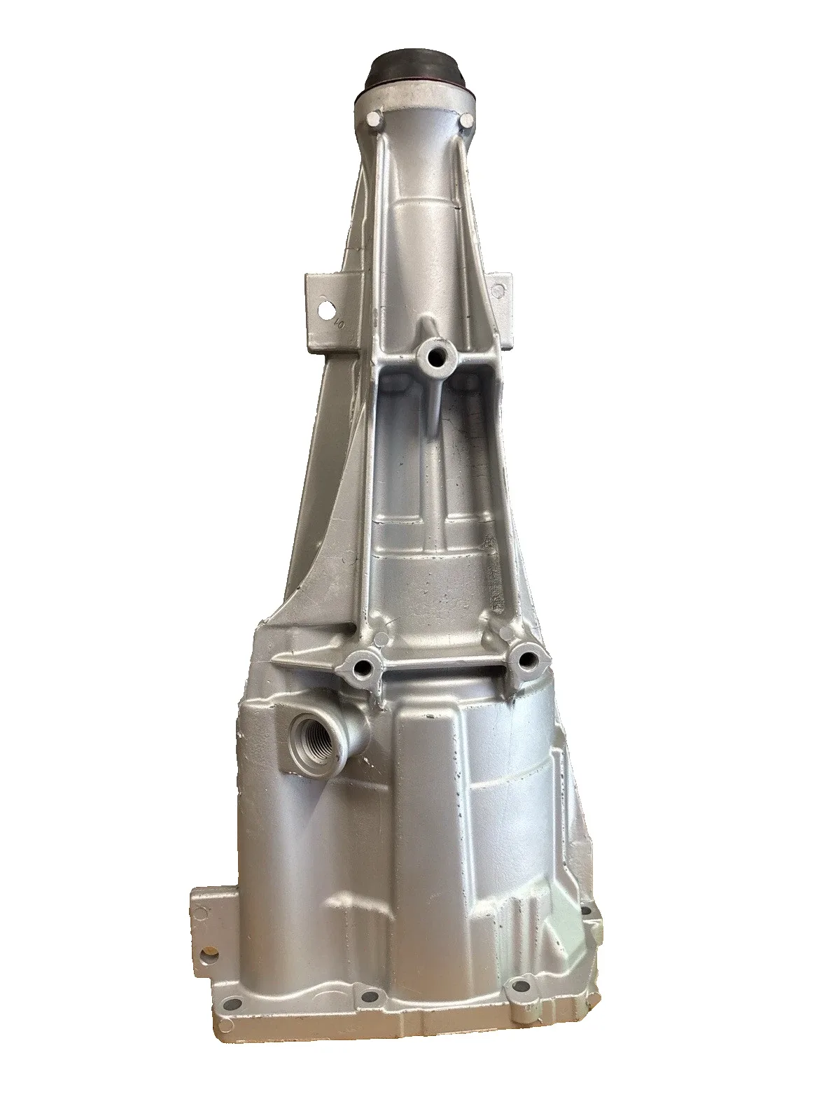 Chrysler A904 / A999 / 30RH 2WD Transmission Extension Housing Mopar OEM image 2