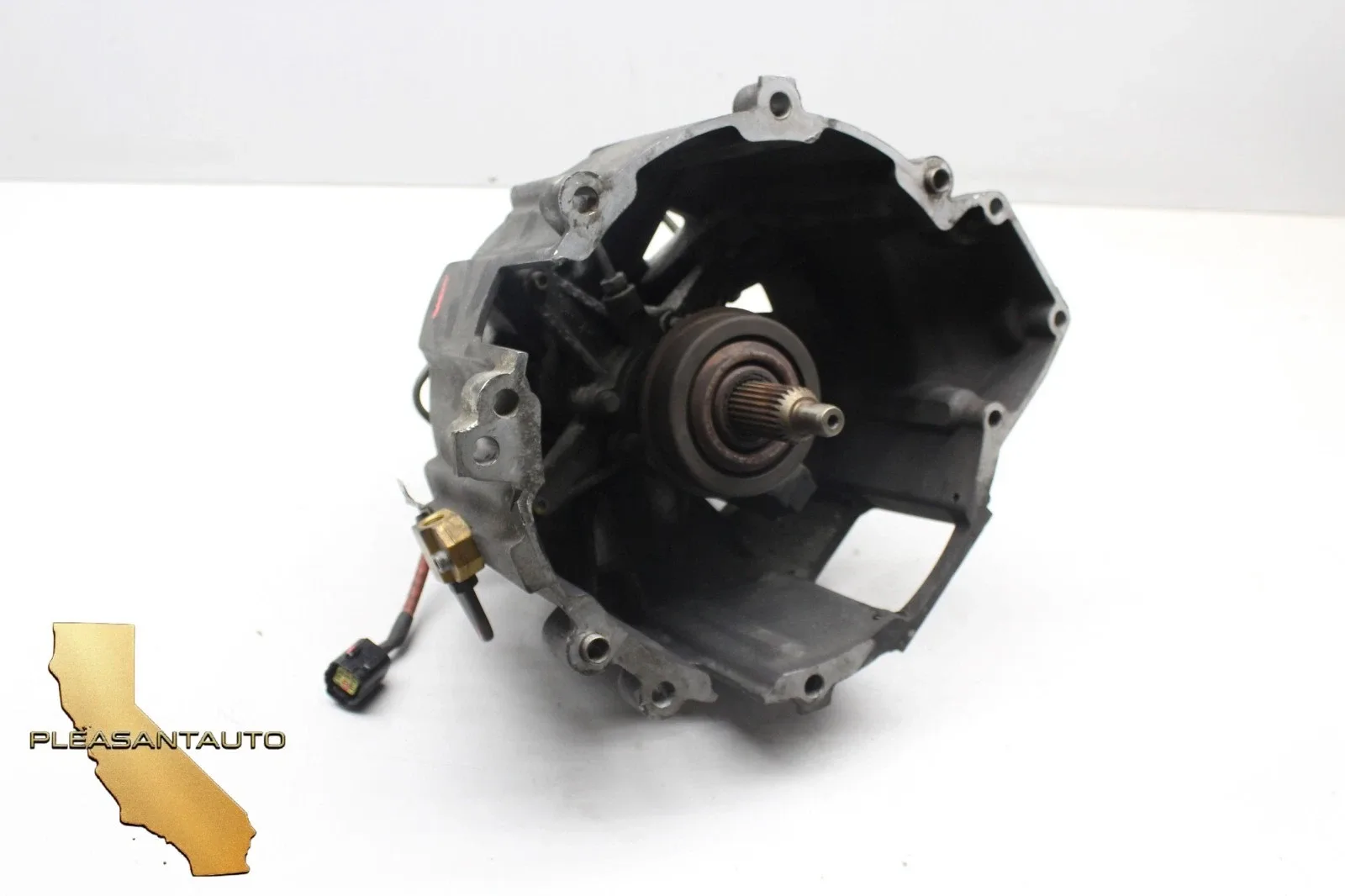 02-07 Maserati M138 4200 Coupe F1 Transmission Clutch Bell Housing w/ Bearing image 2