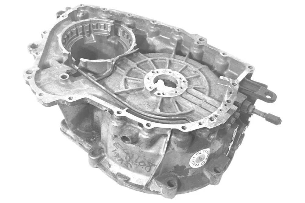 CD4E Bell Housing (Starter At 11:00)(Top Bolts 6 1/2" ) - U96750B image 2