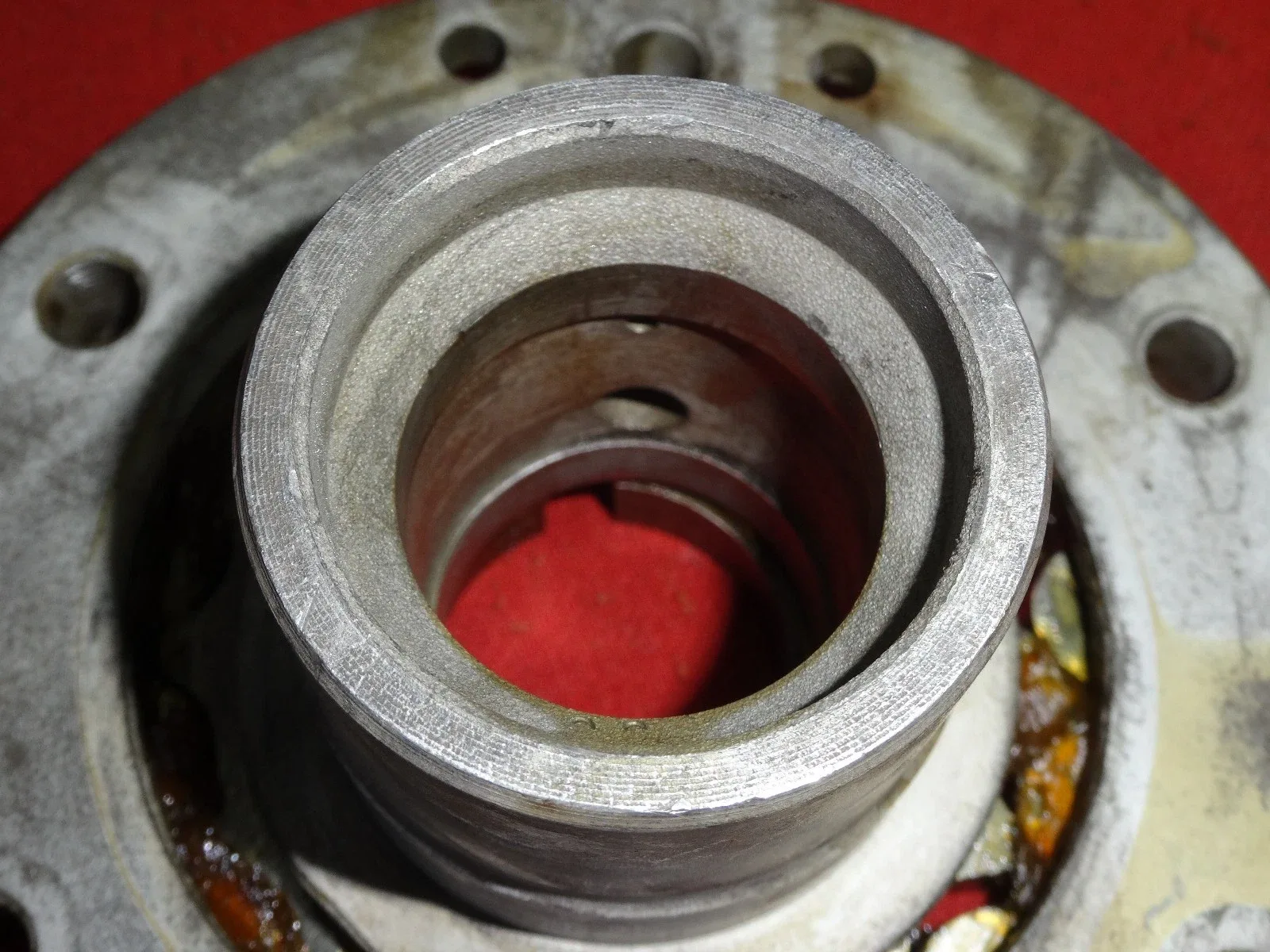 Dodge Torqueflite TF-6,904 rear pump and gears housing,output support.Good used. image 3
