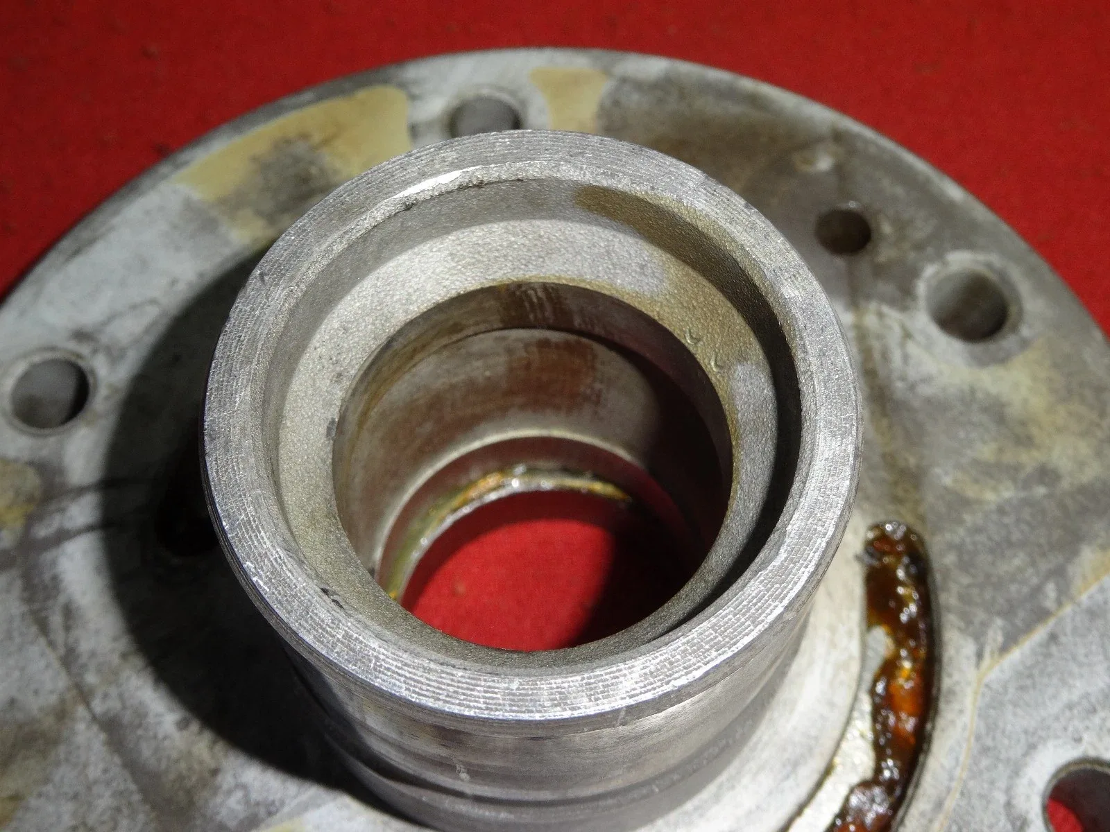 Dodge Torqueflite TF-6,904 rear pump and gears housing,output support.Good used. image 4