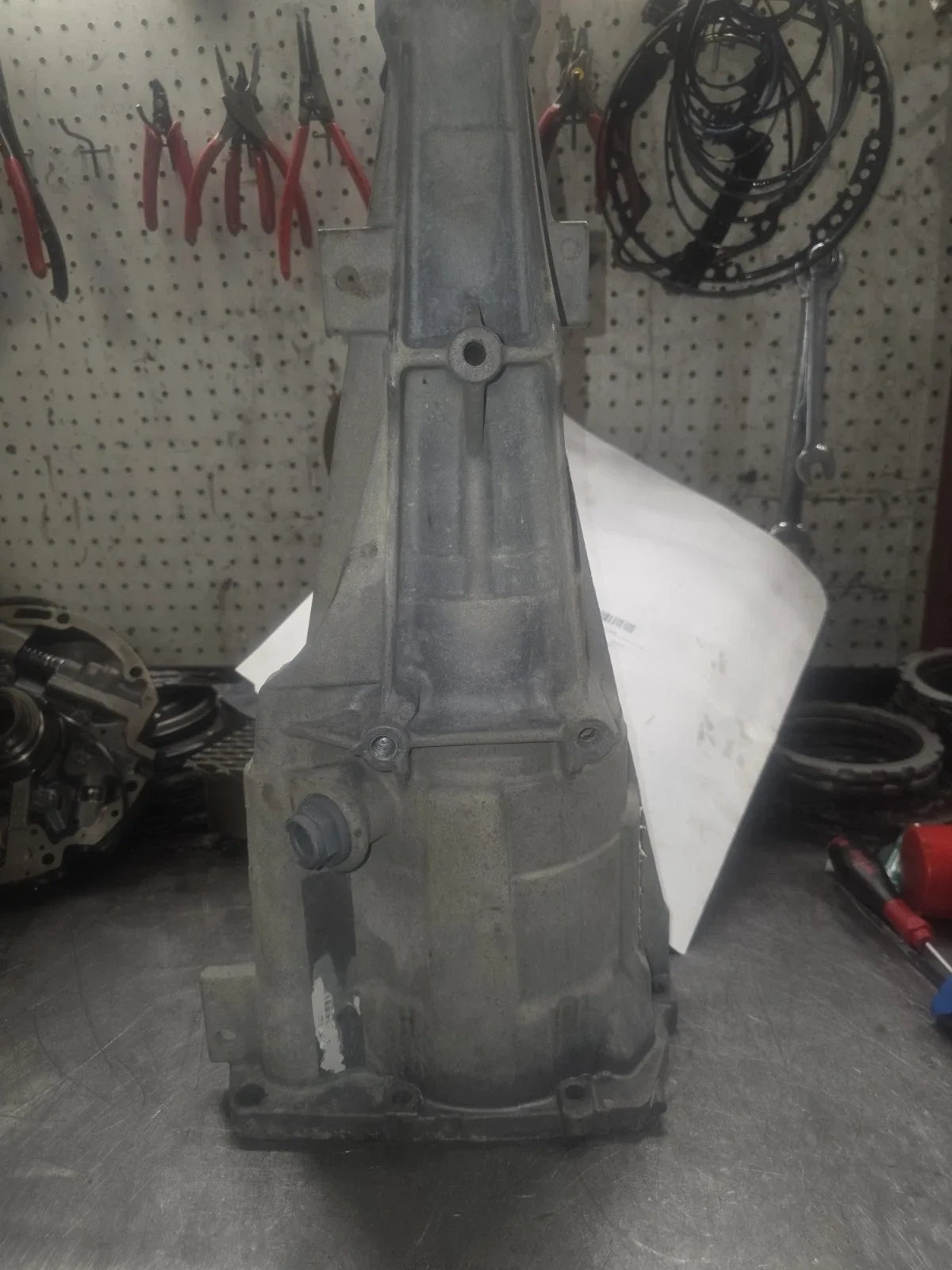 RE 2WD OVERDRIVE EXTENSION HOUSING TAIL image 4
