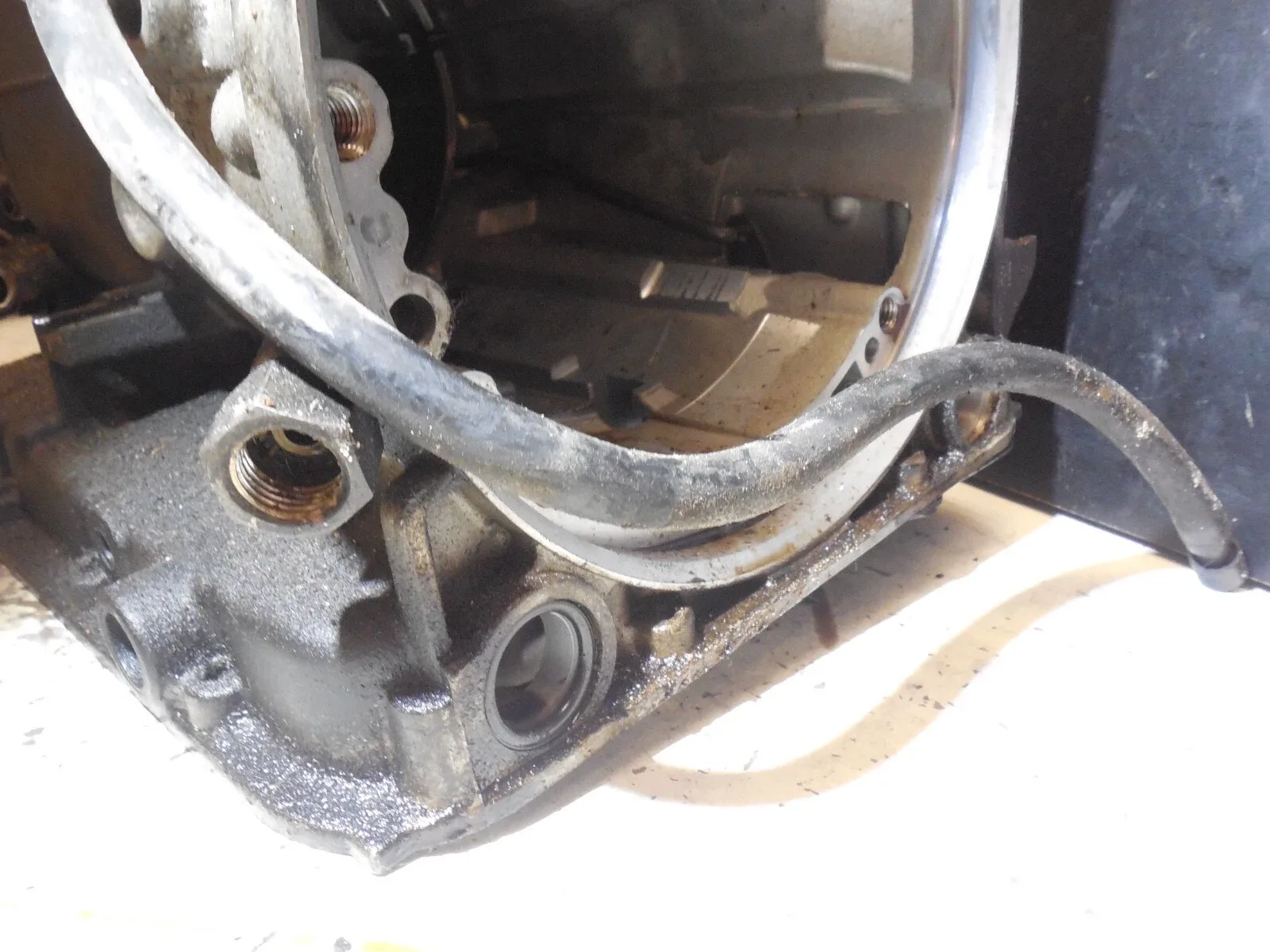 1995-2000 BMW E36 GM Isuzu Automatic Transmission Empty Housing Case 96022838 image 3