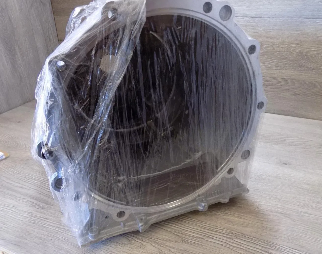 GM 24270750 Transmission Housing image 3