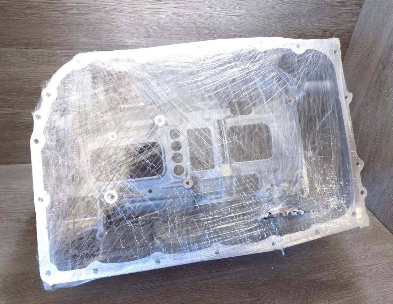 GM 24270750 Transmission Housing image 4