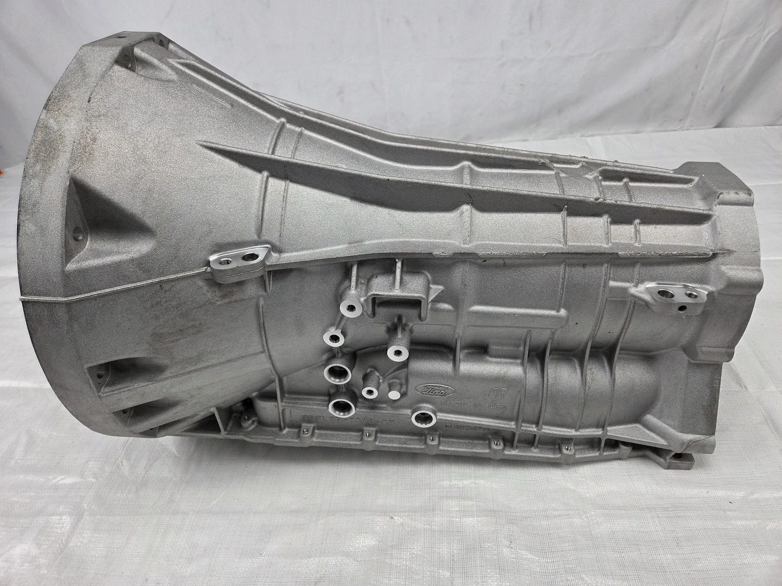 2015-2019 Ford F-150 3.5L Auto Transmission 4x4 Housing Case 6R80 FL3Z-7005-C image 4