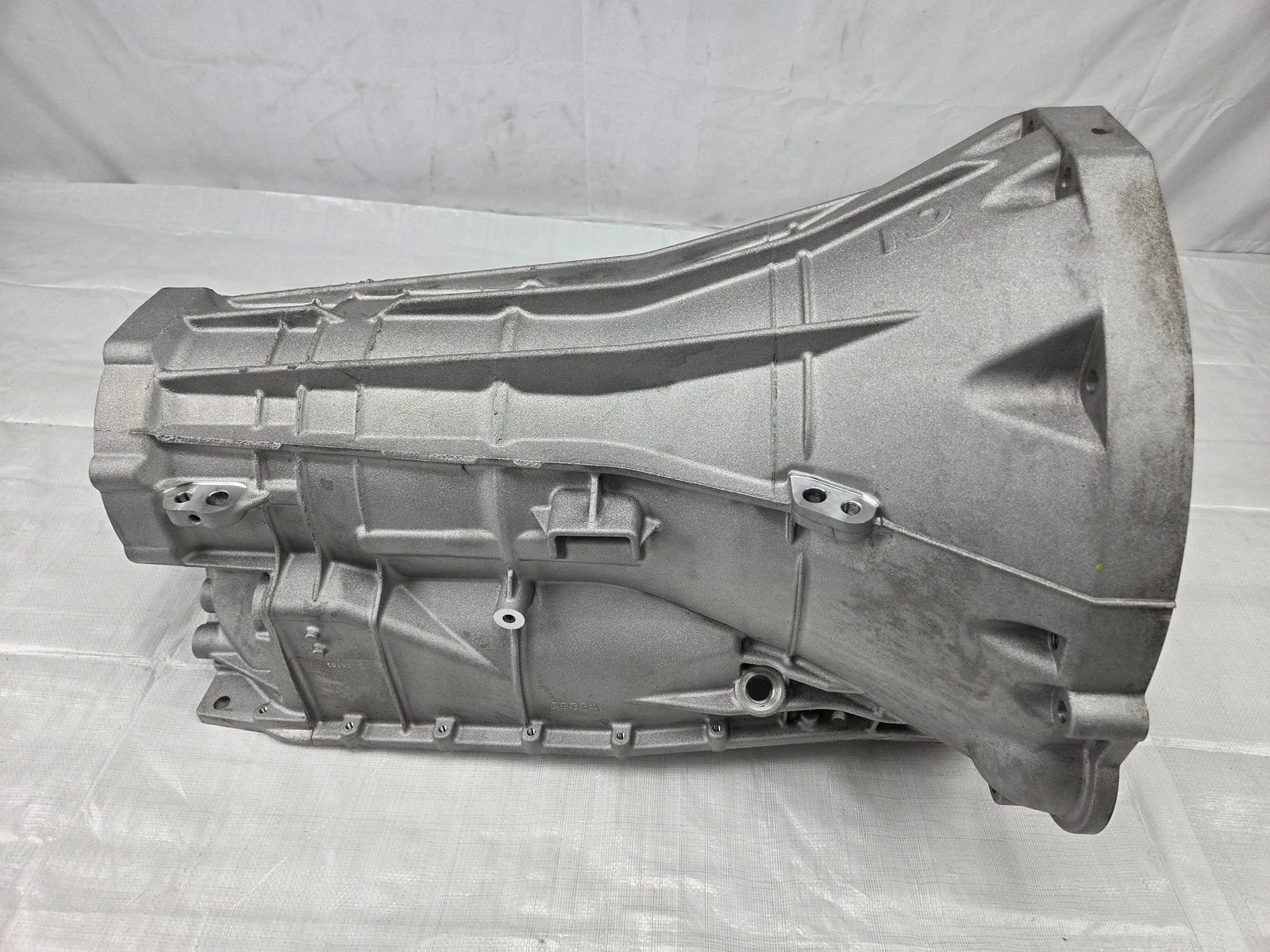 2015-2019 Ford F-150 3.5L Auto Transmission 4x4 Housing Case 6R80 FL3Z-7005-C
