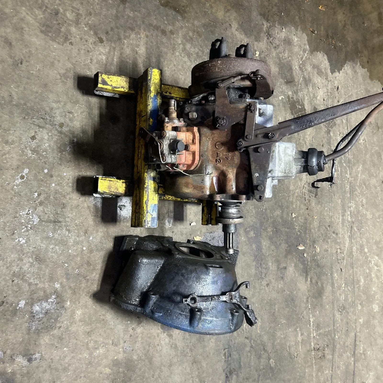 Ford NP435 C-95711 Transmission A2 4 speed Ford Fe Bell Housing  390fe 428fe