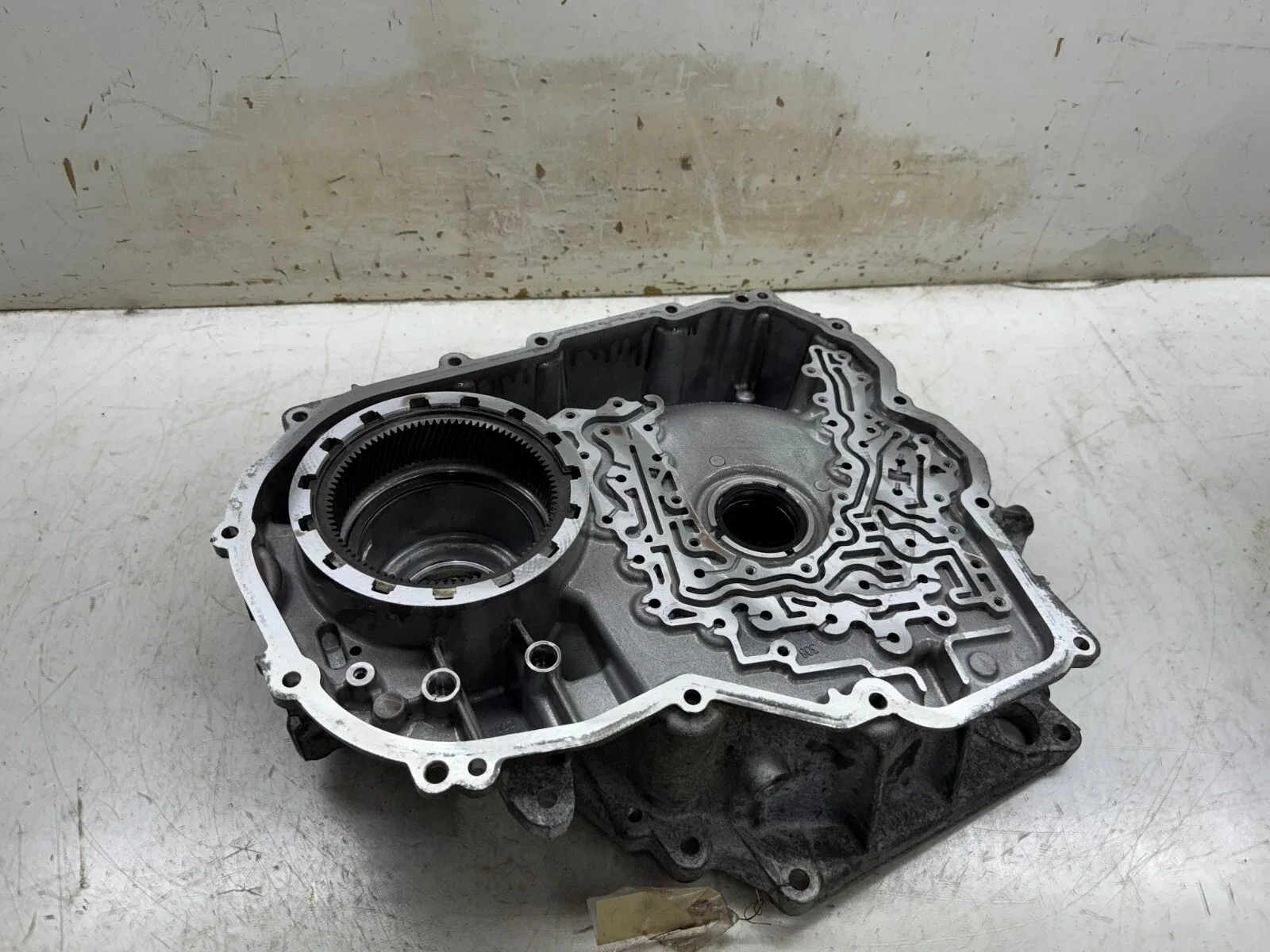 2019-2022 Cadillac XT4 OEM 2.0L Transmission Bell Housing