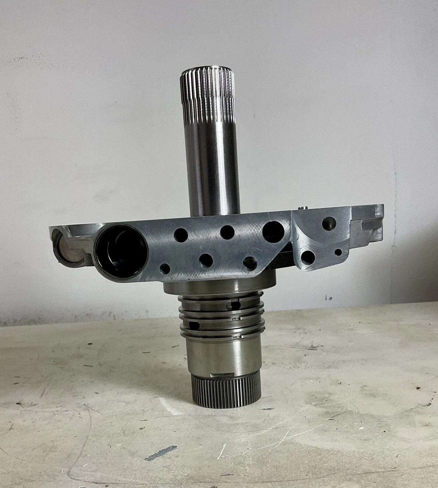 6L80E 6L90E Remanufactured Pump Bell Housing Assembly Cast # 8033   8034 No Core image 3