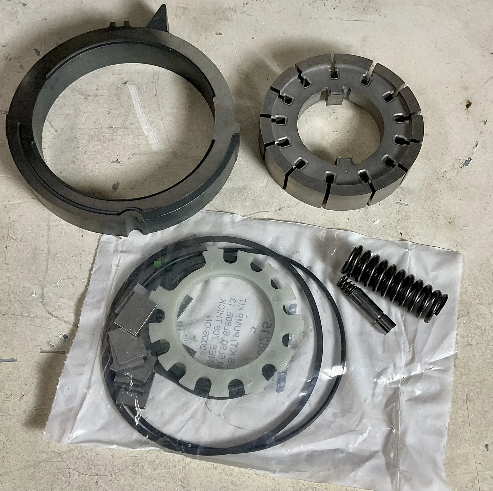 6L80E 6L90E Remanufactured Pump Bell Housing Assembly Cast # 8033   8034 No Core image 4