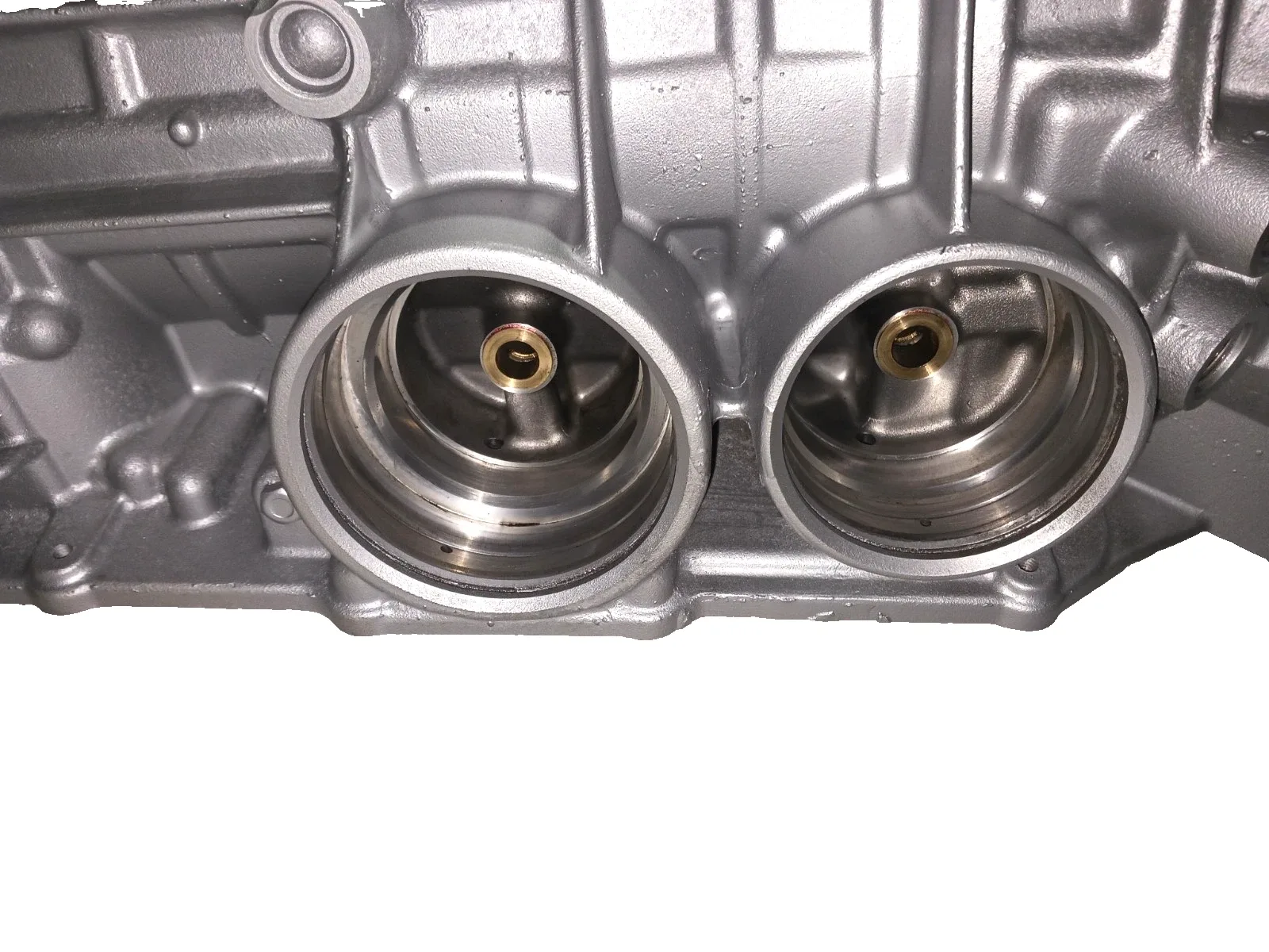 4.0 Transmission Case Ford 5R55W 5R55S WITH Updated Servo Bores 4wd 2wd SUV image 2