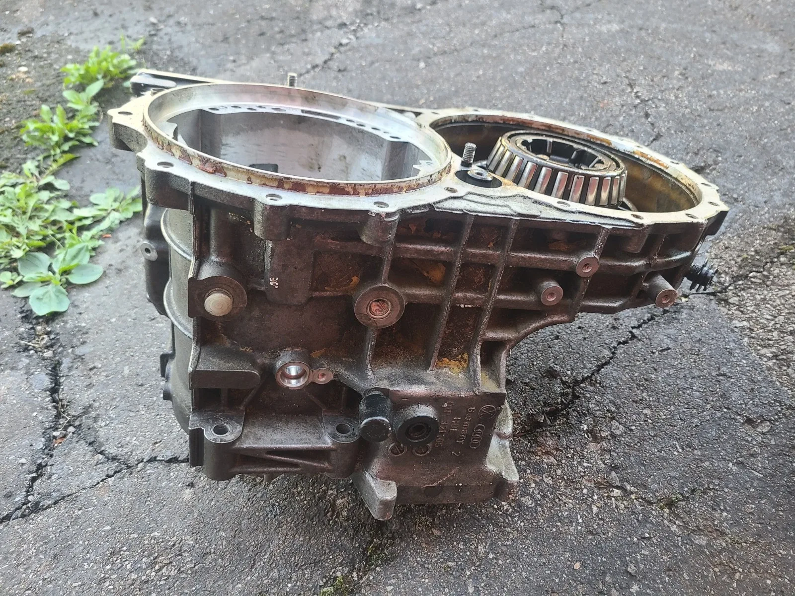 VW RIALTA EUROVAN TRANSMISSION HOUSING 01P #2 image 3